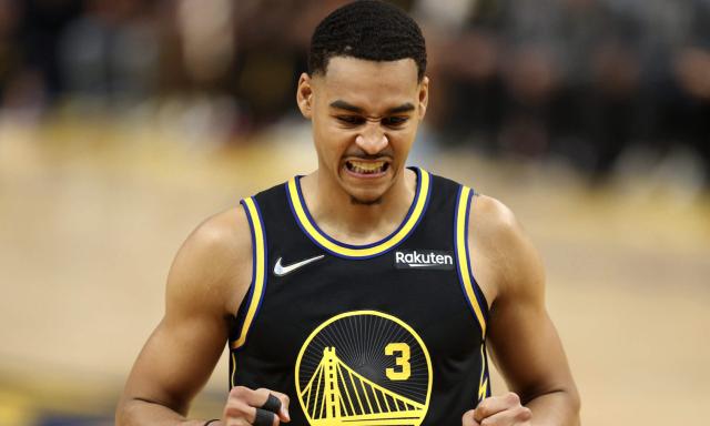 开云体育官网-多人续约压力风雨欲来 勇士的营盘与底线牢不可破